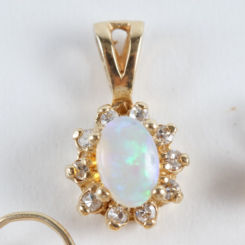 14K Yellow Gold Opal Pendant